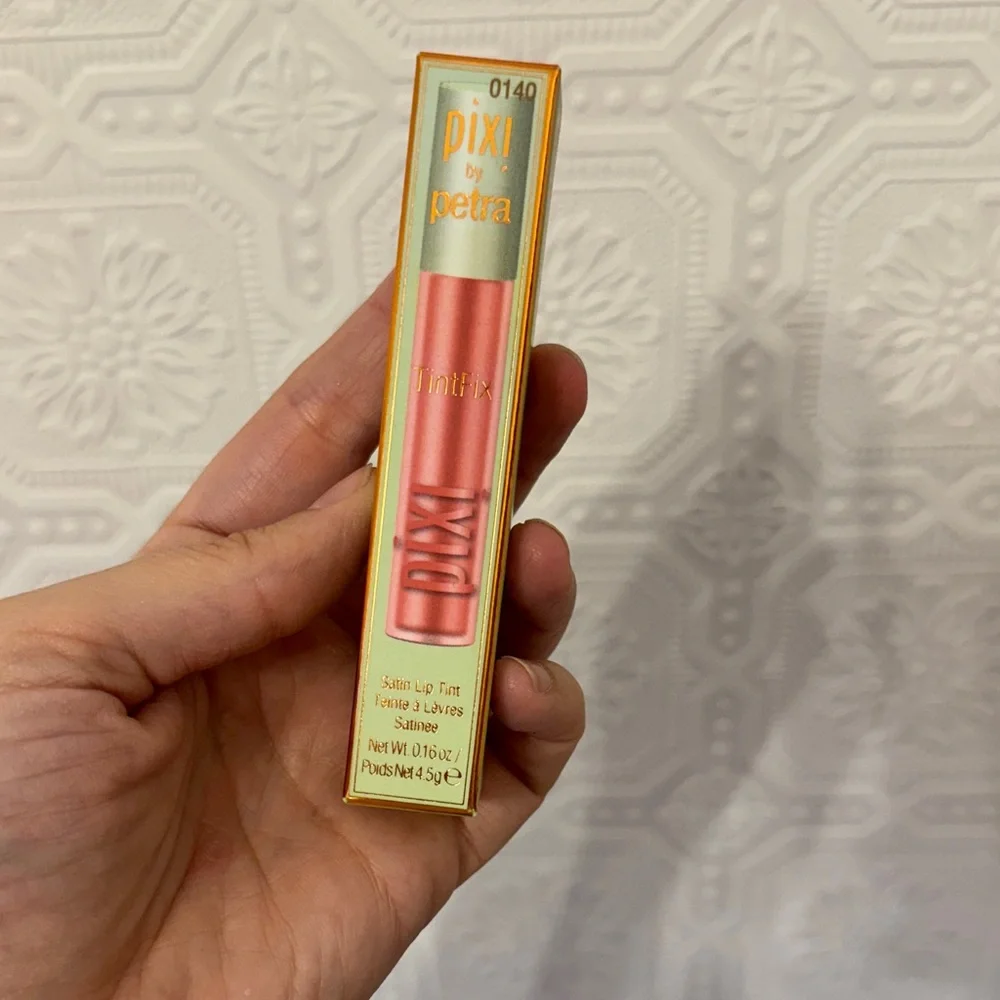 ⭐️ NEW Pixi Lip Tint - Calm